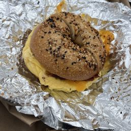 Everything bagel with bacon egg and cheese