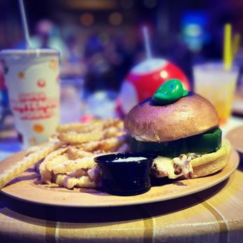 Toadstool Cafe - Luigi burger - Cafes Near Me - Universal City, California Toadstool Cafe - Luigi burger - Cafes Near Me - Universal City, California