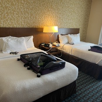 Fairfield by Marriott Inn & Suites Huntington - Comfy beds - Hotels Near Me - Huntington, West Virginia