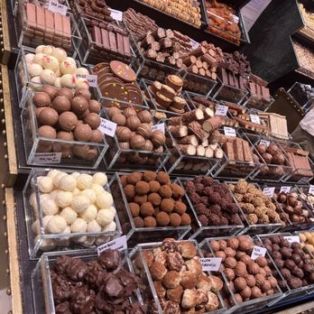 Mercat La Boqueria - Farmers Market Near Me - Barcelona, B Mercat La Boqueria - Farmers Market Near Me - Barcelona, B