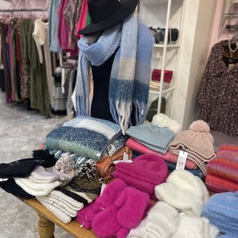 SACHI - Updated December 2025 - 26 Photos - 397 Perkins Ext