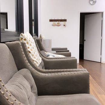 Nailpolish - Lounge chairs - Nail Salons Near Me - Long Beach, California Nailpolish - Lounge chairs - Nail Salons Near Me - Long Beach, California