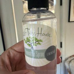 Lice Clinics 805 - Preventative hair spray - keeps the bugs away! Lemongrass oil