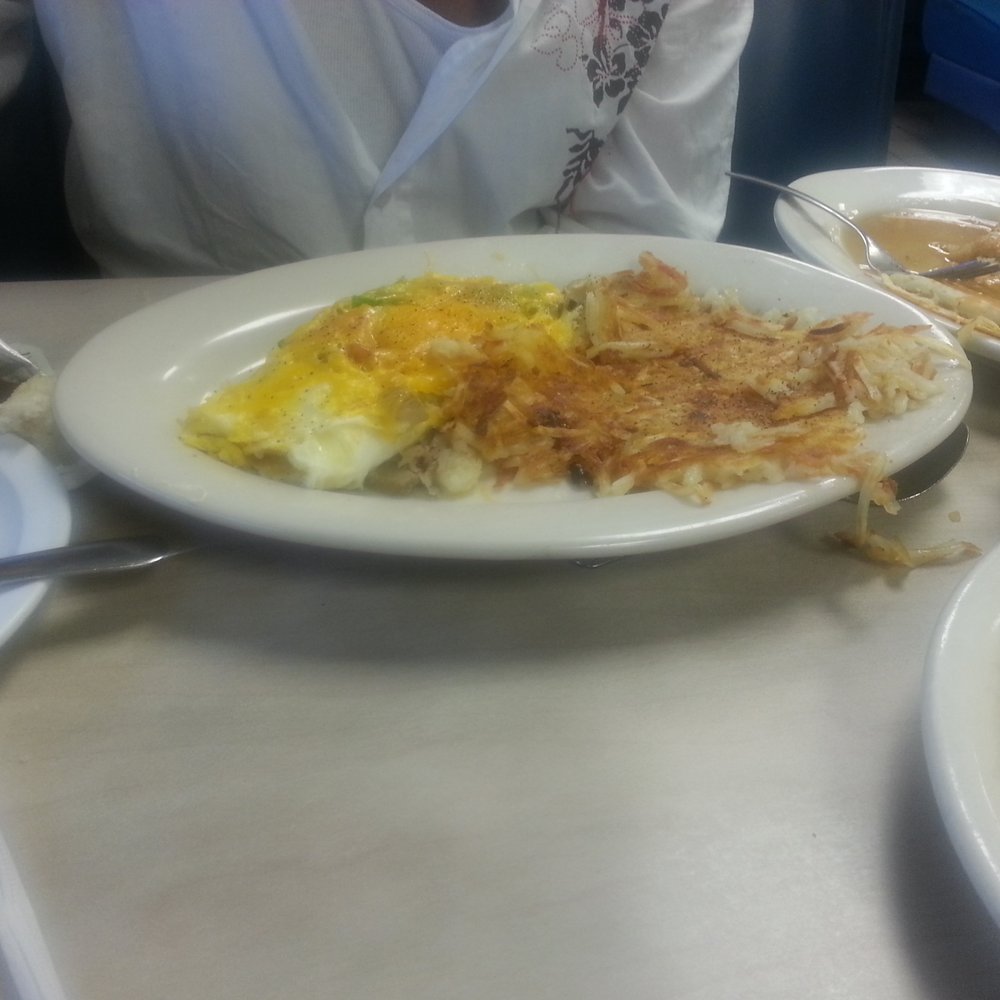 Mama's Daughters' Diner - Veggie omelet and hashbrowns - Diners Near Me - Irving, Texas Mama's Daughters' Diner - Veggie omelet and hashbrowns - Diners Near Me - Irving, Texas