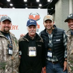 Brown's Archery Shop - Hangin with the Bone Collectors @ the ATA show!
