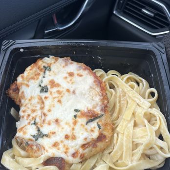 BJ's Restaurant & Brewhouse - Parmesan-Crusted Chicken and Alfredo - Pizza Near Me - Orland Park, Illinois BJ's Restaurant & Brewhouse - Parmesan-Crusted Chicken and Alfredo - Pizza Near Me - Orland Park, Illinois