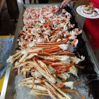 La Hiki - Cold seafood offerings for Saturday's brunch buffet - Breakfast & Brunch Near Me - Kapolei, Hawaii La Hiki - Cold seafood offerings for Saturday's brunch buffet - Breakfast & Brunch Near Me - Kapolei, Hawaii