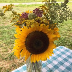 Gorgeous sunflower bouquet