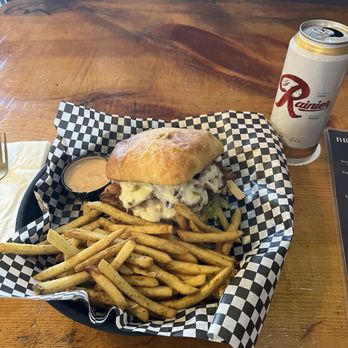 The Brick Saloon - Cicley Chicken Sandwich with Rosemary Fries - Bars Near Me - Roslyn, Washington