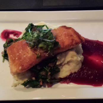 Two Stones Pub - Pan seared salmon at Two Stones Pub - Gastropubs Near Me - Newark, Delaware