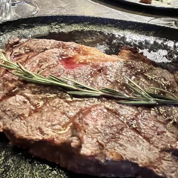 La Madalena - My touch, thin, sizzler-Walmart quality "ribeye" - Mexican Near Me - Puerto Vallarta, JAL