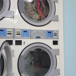 Washers & dryers are clean and in good working condition Washers & dryers are clean and in good working condition