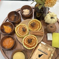 Glowzy Nail Bar - Herbal cinnamon for winter season