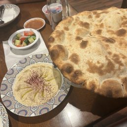 Tanoor Bread Hummus