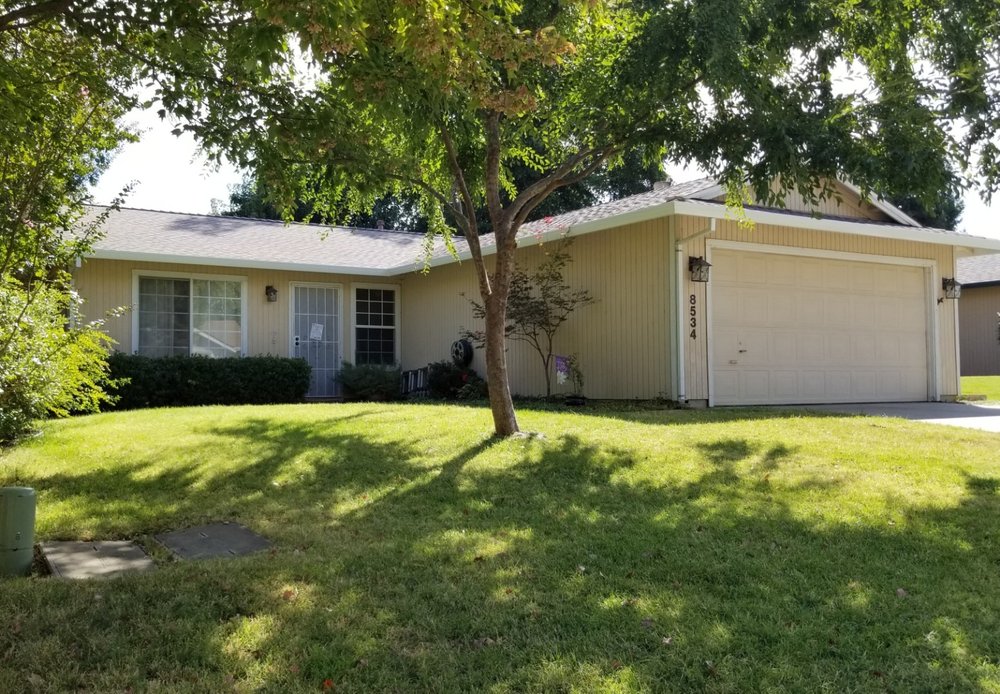 Slide of Carlos Galan Roofing