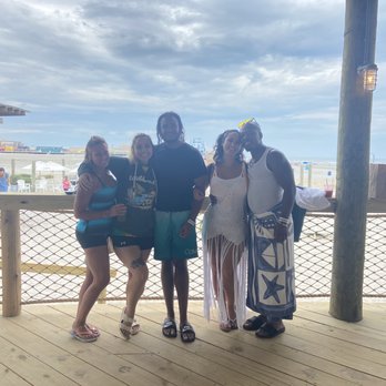 PigDog Beach Bar - Bars Near Me - Wildwood, New Jersey