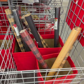 Michaels - Seasonal gift drop on clearance - Arts & Crafts Near Me - Dulles, Virginia