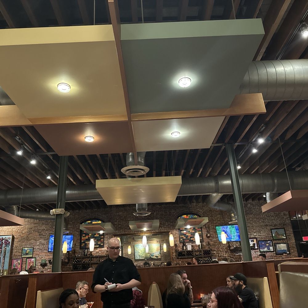 Brick Restaurant - Dining room / bar - New American Near Me - Jacksonville, Florida Brick Restaurant - Dining room / bar - New American Near Me - Jacksonville, Florida