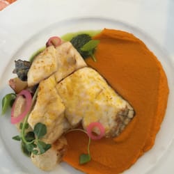 Autrement Restaurant - Maigre et purée de carotte