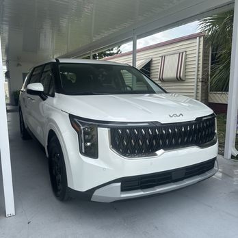 Gettel Kia - Car Dealers Near Me - Bradenton, Florida