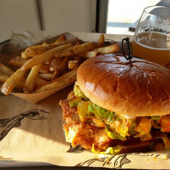 The Veil Brewing - Chicken sandwich, amazing!!! - Beer Bar Near Me - Norfolk, Virginia