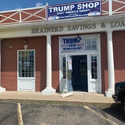 Trump Store
