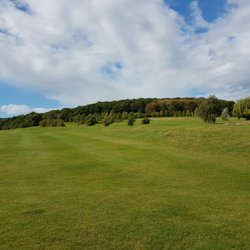 Golfclub Schloss Meisdorf - Einfach mal bergauf spielen