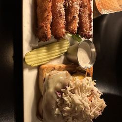 Cooper's on 5th