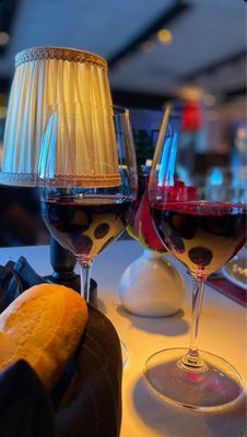 Lola Restaurant & Grill by null