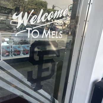 Mel's Drive-In - Outside in SF - Diners Near Me - San Francisco, California Mel's Drive-In - Outside in SF - Diners Near Me - San Francisco, California