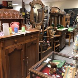 Lewisburg Antiques