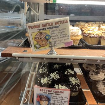 Molly's Cupcakes - Why have I never seen a Boston creme cupcake before? - Bakeries Near Me - New York, New York Molly's Cupcakes - Why have I never seen a Boston creme cupcake before? - Bakeries Near Me - New York, New York