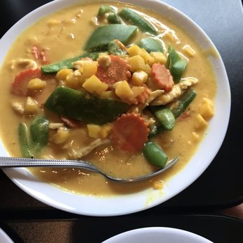 Tea Rose Diner - Mango Curry - asked that they go light on the spice / heat - Thai Near Me - Murray, Utah Tea Rose Diner - Mango Curry - asked that they go light on the spice / heat - Thai Near Me - Murray, Utah