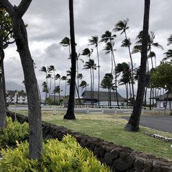 Hoaloha Park - East side of park and canoe club buildings - VN