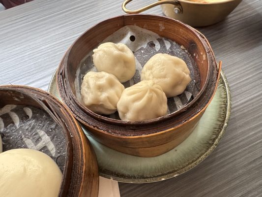 Tse Noodle by null