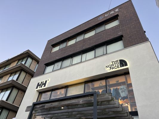 Kotoku-in by null Kotoku-in by null