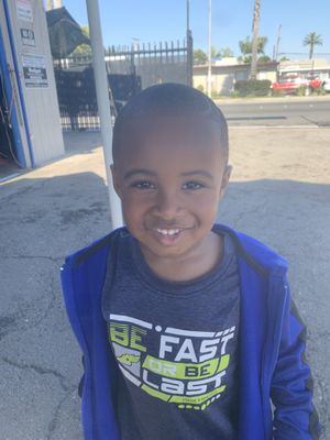 Close up Kuts by null