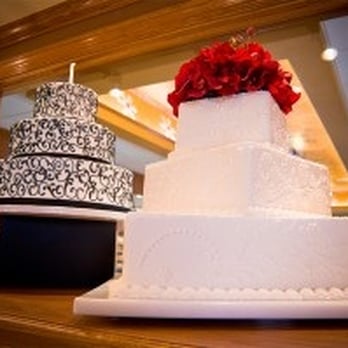 Manderfields Home Bakery - Bakeries Near Me - Appleton, Wisconsin