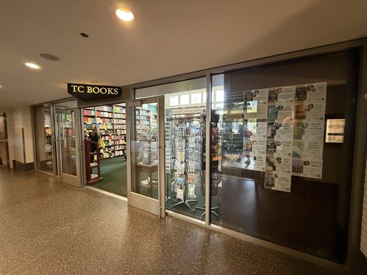Tattered Cover Union Station by null