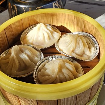 Colette - Meh Xiao long bao - skin is too thick, very little filling and broth. Felt sad. - Breakfast & Brunch Near Me - Pasadena, California