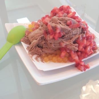 Tea Snow - (Friend's) Chocolate snow, with strawberries, strawberry popping boba, and mango popping boba.  Size small. - Coffee & Tea Near Me - Mesa, Arizona