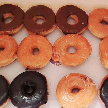 Island Glazed - Glaze, Chocolate and Ube - Coffee & Tea Near Me - Aiea, Hawaii Island Glazed - Glaze, Chocolate and Ube - Coffee & Tea Near Me - Aiea, Hawaii