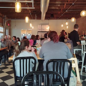 Sidewall Pizza - Yep Folks love this Place!!! - Pizza Near Me - Simpsonville, South Carolina