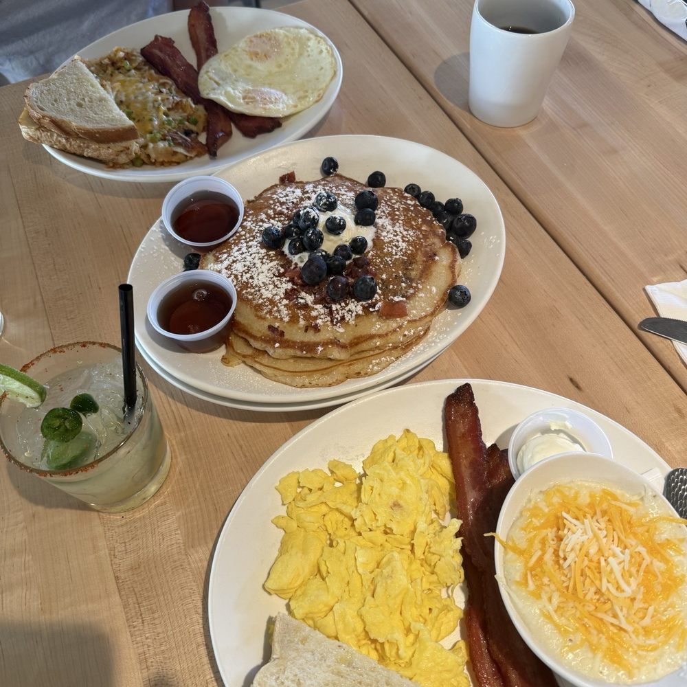 Sunshine Breakfast Bar - The American breakfast and the blueberry bacon pancakes, absolute delicious! - Breakfast & Brunch Near Me - Phoenix, Arizona Sunshine Breakfast Bar - The American breakfast and the blueberry bacon pancakes, absolute delicious! - Breakfast & Brunch Near Me - Phoenix, Arizona