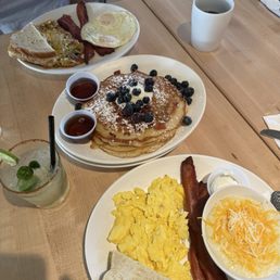 The American breakfast and the blueberry bacon pancakes, absolute delicious!