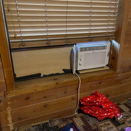 Air conditioner Air conditioner