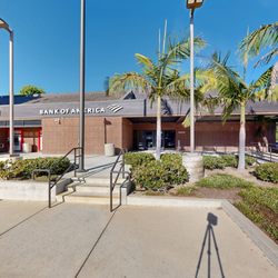 Bank of America Financial Center - Storefront