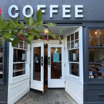 Black Oak Coffee Roasters - Coffee & Tea Near Me - Healdsburg, California