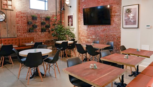 DOGGIEVILLE MTL by null