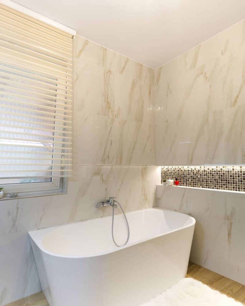 Slide of Belmont Rd Licensed Plumber